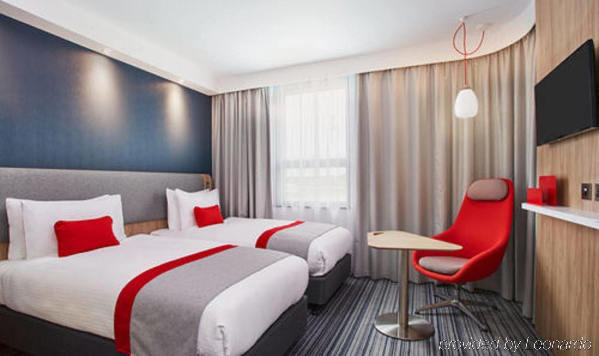 Holiday Inn Express Munich City West, An Ihg Hotel Экстерьер фото